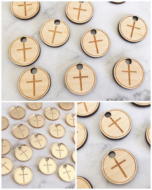 Engraved Circle Gift Tags